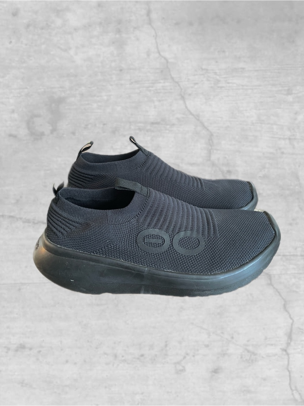 Oofos Men's Oomy Zen Triple Black Platform Slip-On Shoes, Size 11